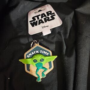 Star Wars Mandalorian The child Baby Yoda Snack Time Bag Backpack Clip